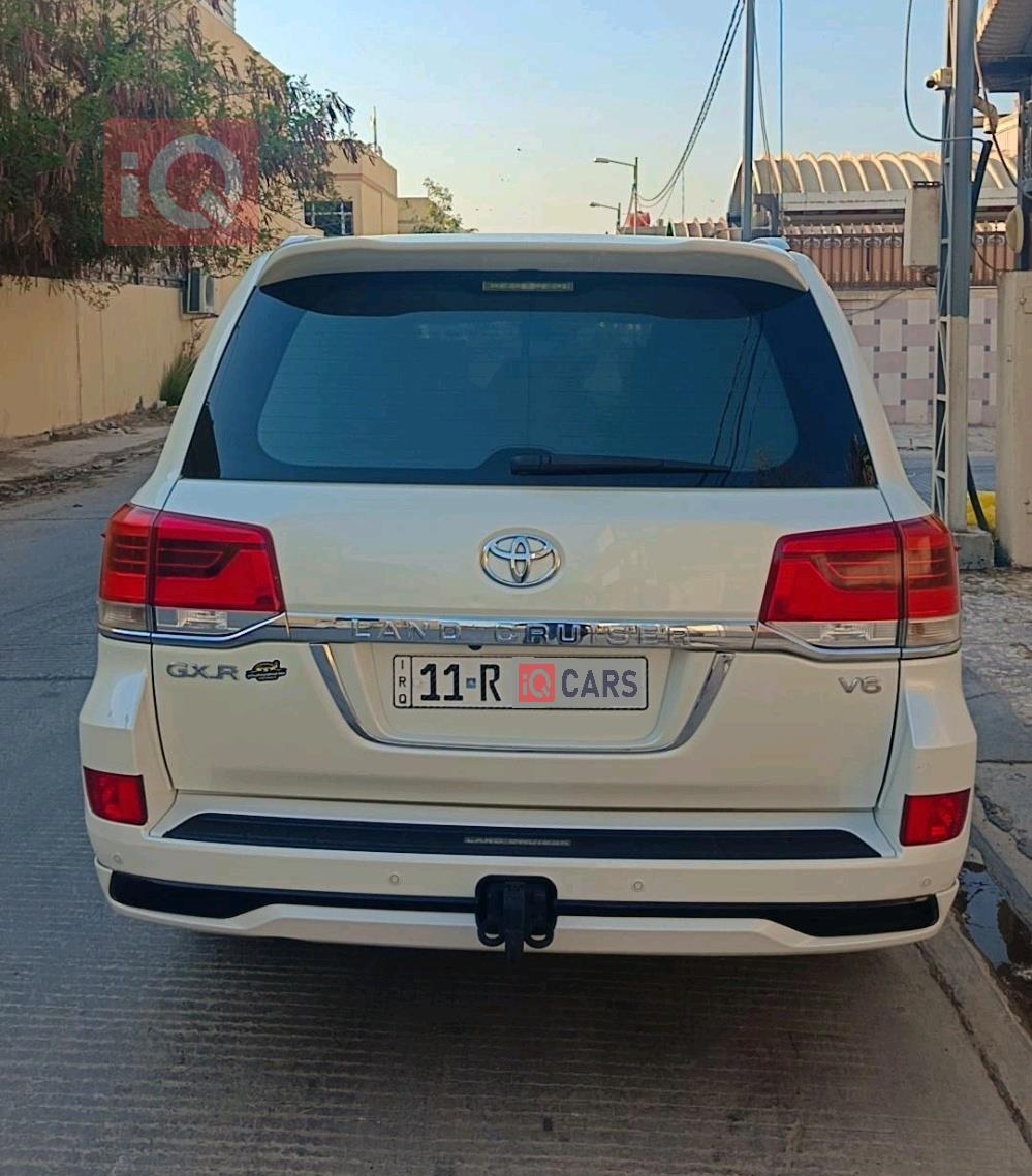 تويوتا لاندكروزر